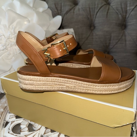 Michael Kors Shoes - Michael Kors Sandals Shows Women’s 8.5 NEW